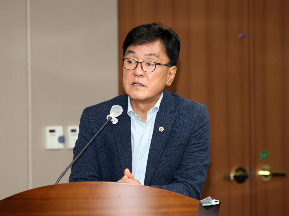'제358회 임시회 제1차 건설소방위원회' 게시글의 사진(30) '250411_제358회 임시회 제1차 건설소방위원회_45.JPG'