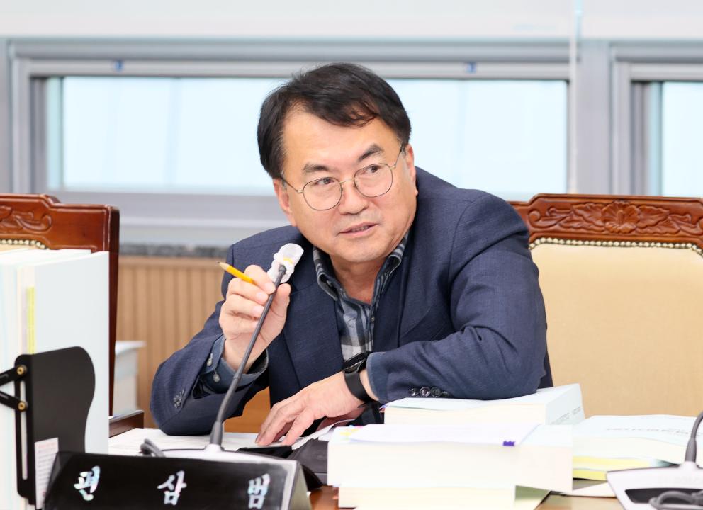 '제362회 정례회 제3차 예산결산특별위원회' 게시글의 사진(54) '251211_제3차 예산결산특별위원회_66.JPG'