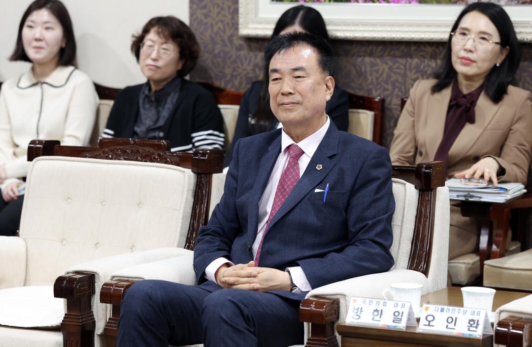 '충청남도의회 홍보대사 위촉식(배우 정준호)' 게시글의 사진(18) '0422_홍보대사(정준호) 위촉식41.jpg'