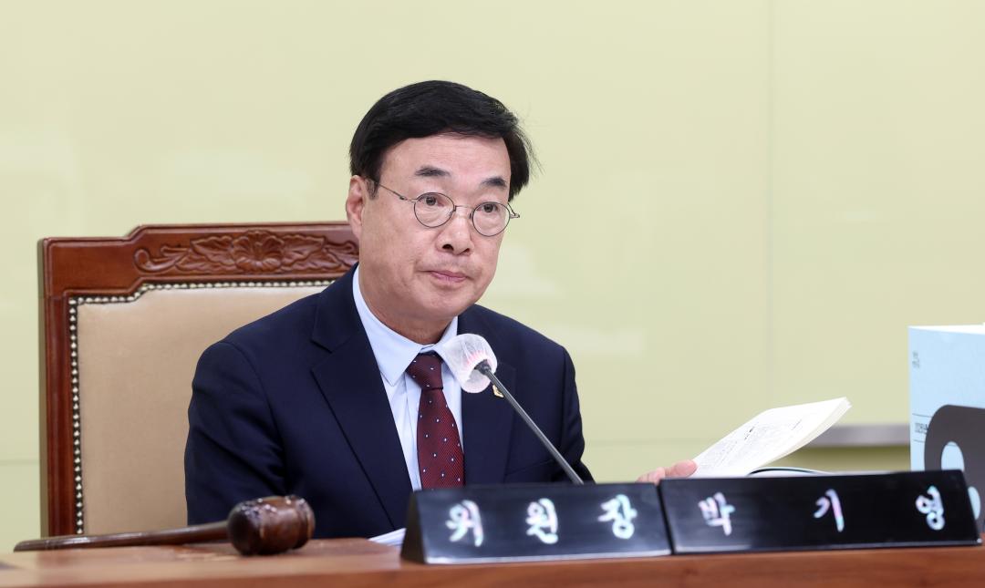 '제362회 정례회 제1차 행정문화위원회' 게시글의 사진(5) '1127_행정문화위원회10.jpg'