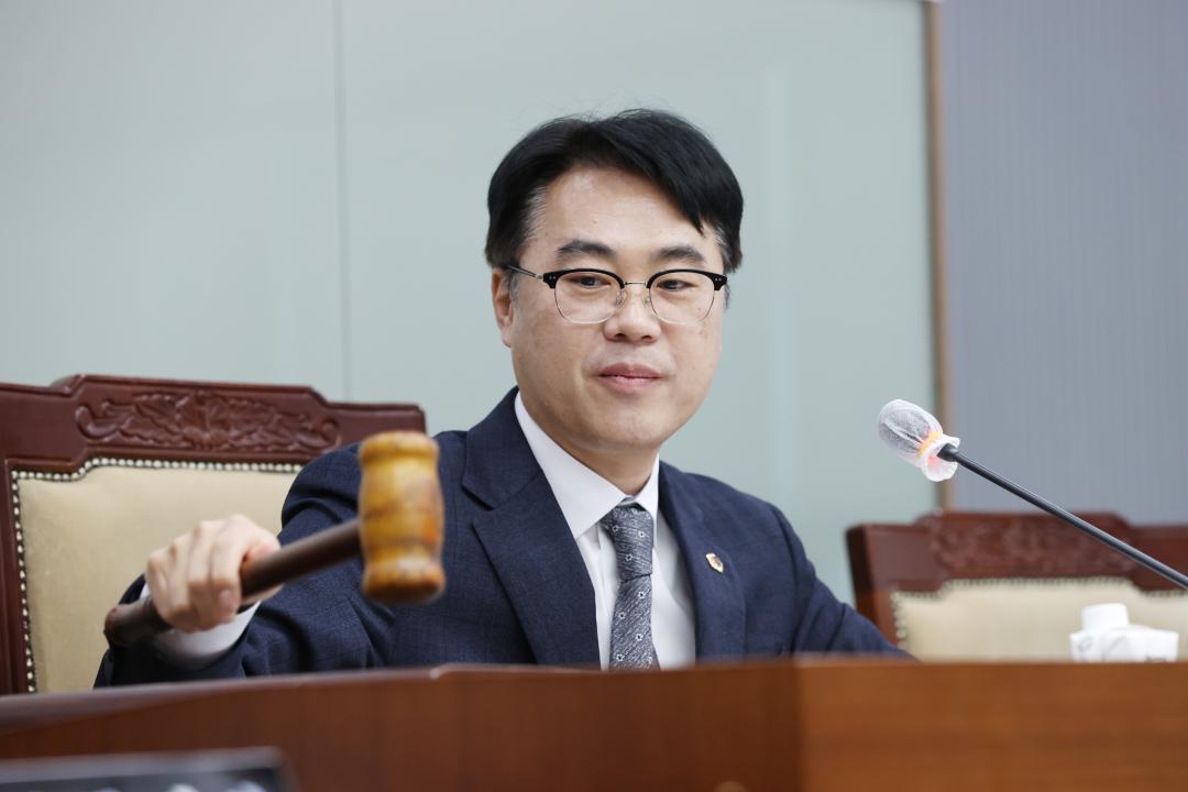 '충청남도 2045 탄소중립·녹색성장 실현을 위한 특별위원회' 게시글의 사진(10) '250214_충청남도 2045 탄소중립·녹색성장 실현을 위한 특별위원회(36).JPG'