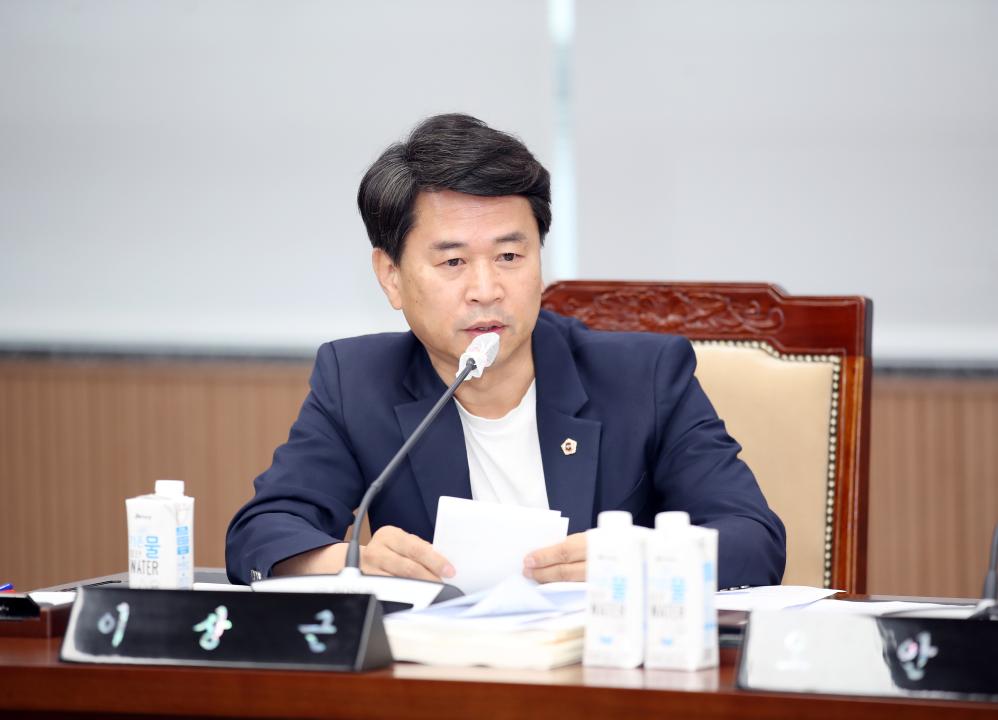 '제2차 문화관광재단 대표이사 후보자 인사청문특위' 게시글의 사진(54) '230621_제2차 문화관광재단 대표이사 인사청문특위_357.JPG'