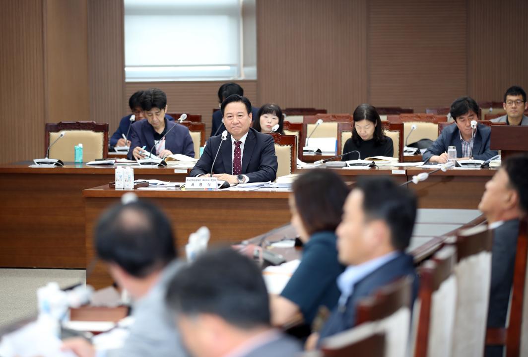 '제2차 문화관광재단 대표이사 후보자 인사청문특위' 게시글의 사진(60) '230621_제2차 문화관광재단 대표이사 인사청문특위_156.JPG'