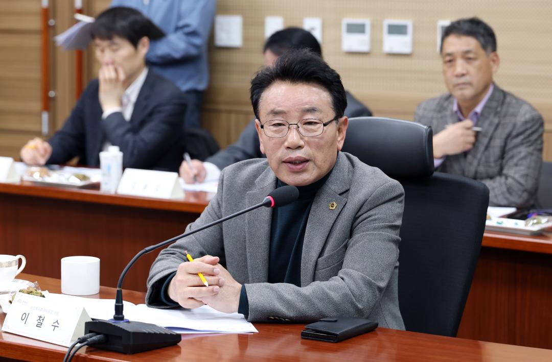 '제358회 임시회 보건복지환경위원회 현장방문' 게시글의 사진(36) '0415_보건환경연구원 현장방문37.jpg'