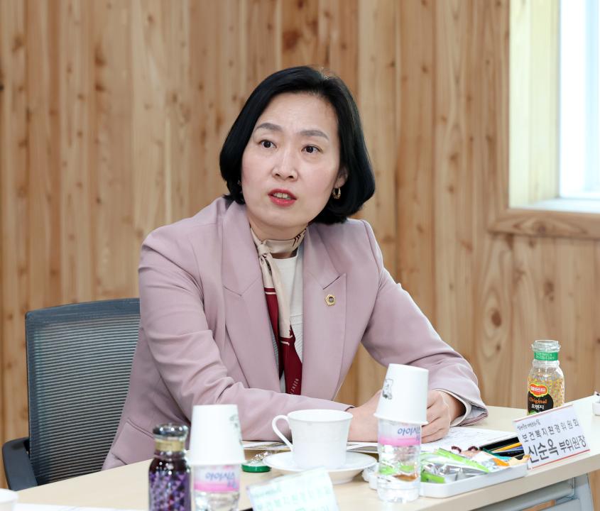 '제358회 임시회 보건복지환경위원회 현장방문' 게시글의 사진(112) '0415_원산도 자연휴양림 현장방문29.jpg'