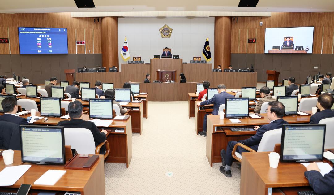 '제362회 정례회 제4차 본회의' 게시글의 사진(2) '251215_제362회 정례회 제4차 본회의_03.JPG'