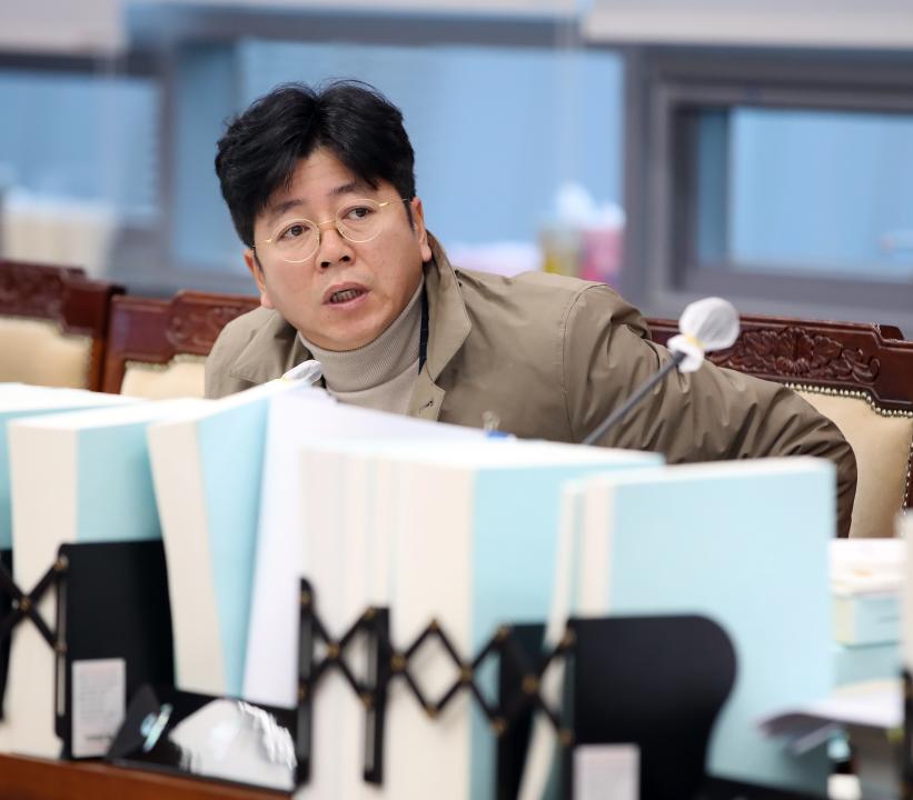 '제362회 정례회 제2차 예산결산특별위원회' 게시글의 사진(16) '1209_제2차 예결위_16.jpg'