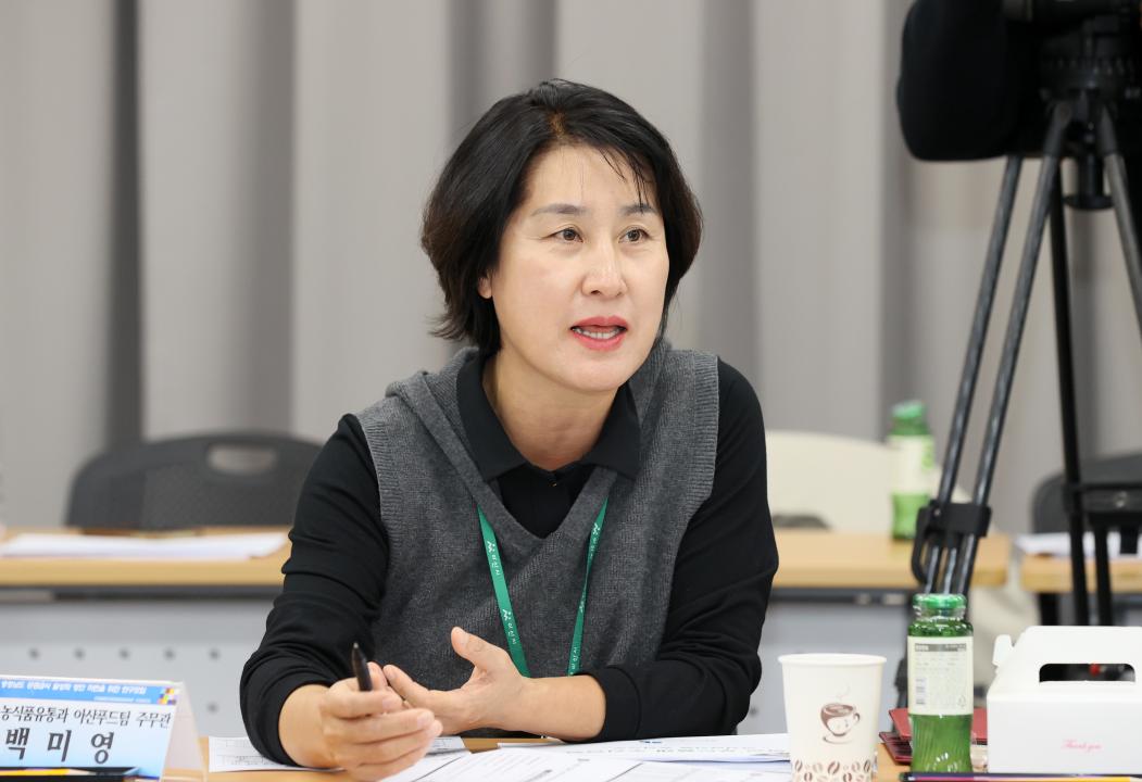 '김기서 의원, 공공급식처의 충남 농림‧축산‧수산물 공급 확대 위한 연구모임' 게시글의 사진(39) '251104_김기서 의원 공공급식 활성화 연구모임_50.JPG'