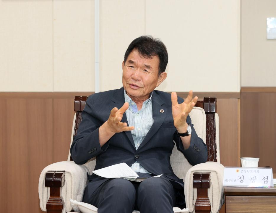 '충청남도의회-서울대 입법연구센터 자치입법권 강화 업무 협약식' 게시글의 사진(31) '250729_충청남도의회-서울대 입법연구센터 MOU_62.JPG'