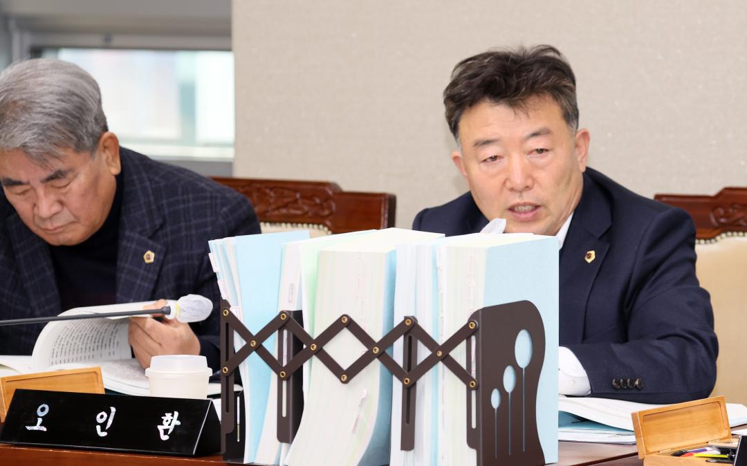 '제362회 정례회 제4차 농수산해양위원회' 게시글의 사진(22) '251203_제4차 농수산해양위원회_30.JPG'