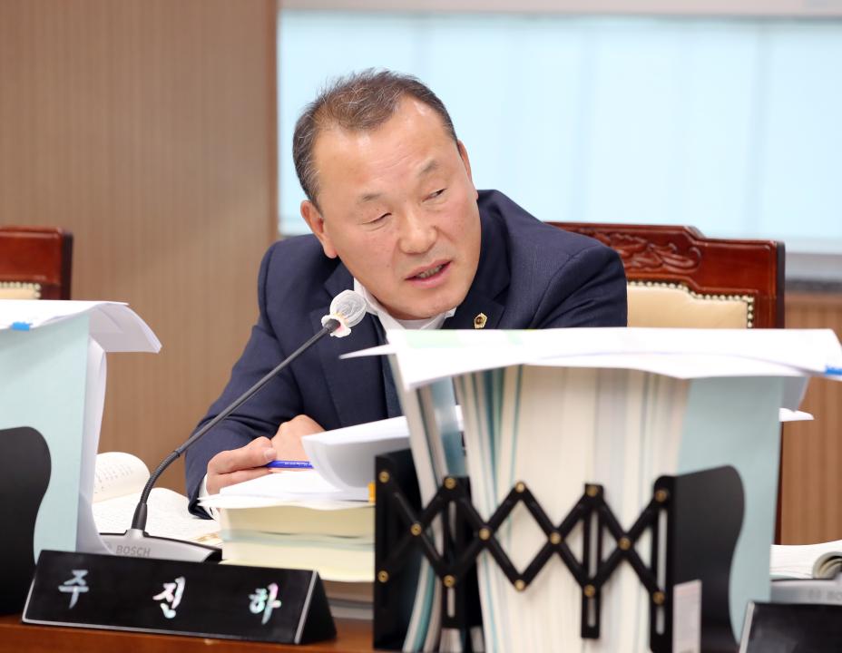 '제362회 정례회 제1차 예산결산특별위원회' 게시글의 사진(32) '1208_제362회 정례회 재1차 예산결산특별위원회_31.jpg'