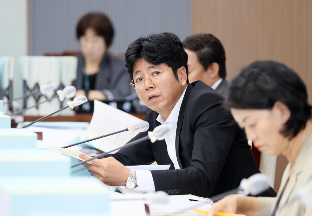 '제361회 임시회 제1차 예산결산특별위원회' 게시글의 사진(41) '250908_제361회 임시회 예결특위_44.JPG'