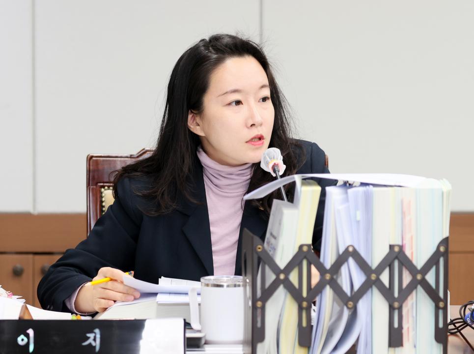 '제362회 정례회 제5차 교육위원회' 게시글의 사진(29) '251202_제5차 교육위원회_49.JPG'