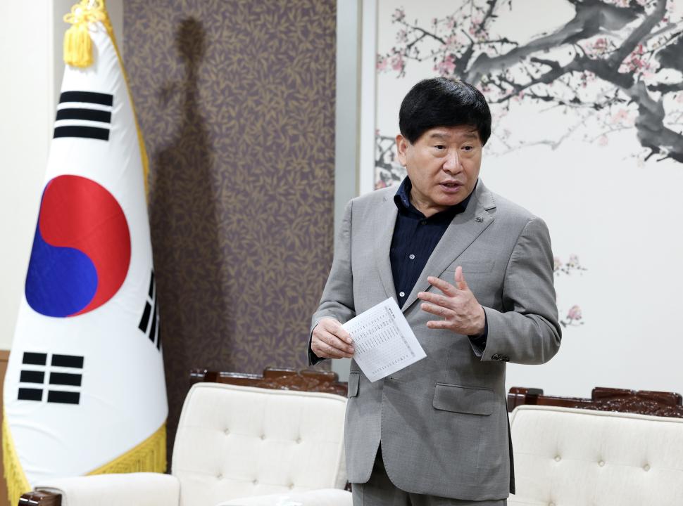'제8대 도의원 초청 간담회' 게시글의 사진(19) '0422_제8대 의원 초청 간담회19.jpg'