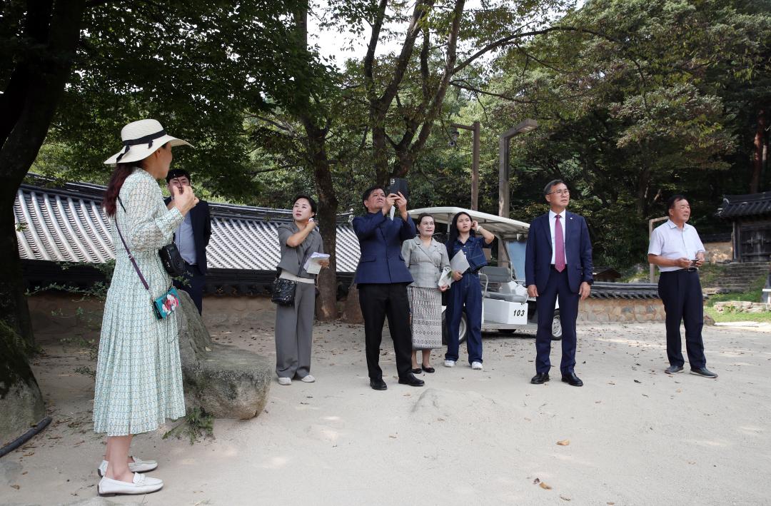 '주한 라오스 대사 일행 도의회 방문' 게시글의 사진(79) '0909_주한 라오스 대사 방문102.jpg'