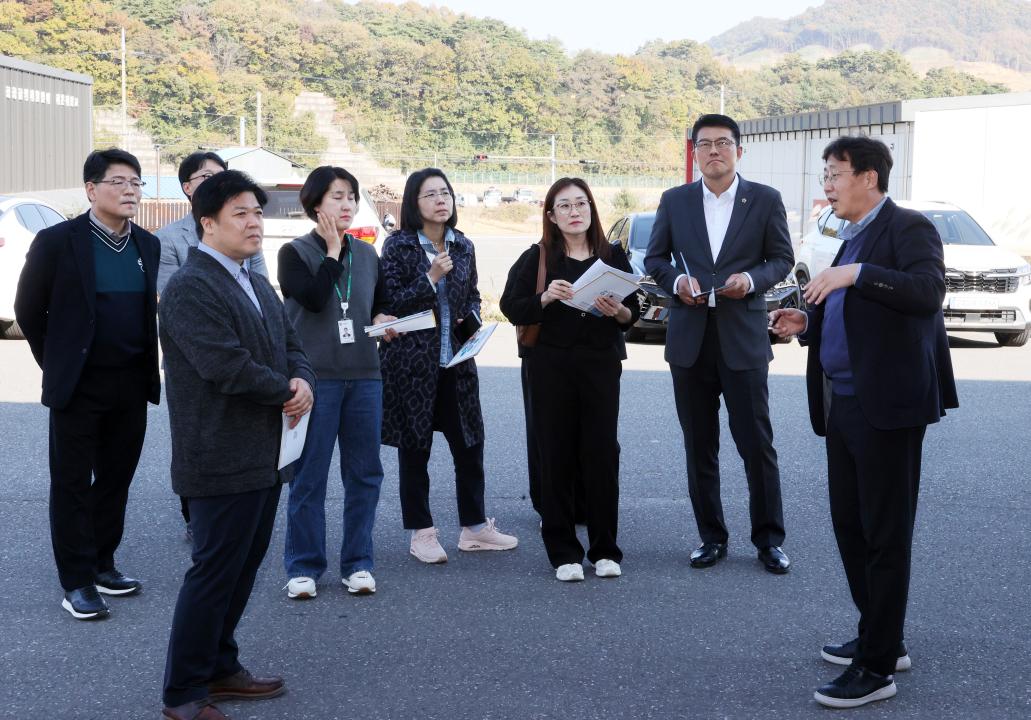 '김기서 의원, 공공급식처의 충남 농림‧축산‧수산물 공급 확대 위한 연구모임' 게시글의 사진(57) '251104_김기서 의원 공공급식 활성화 연구모임_66.JPG'