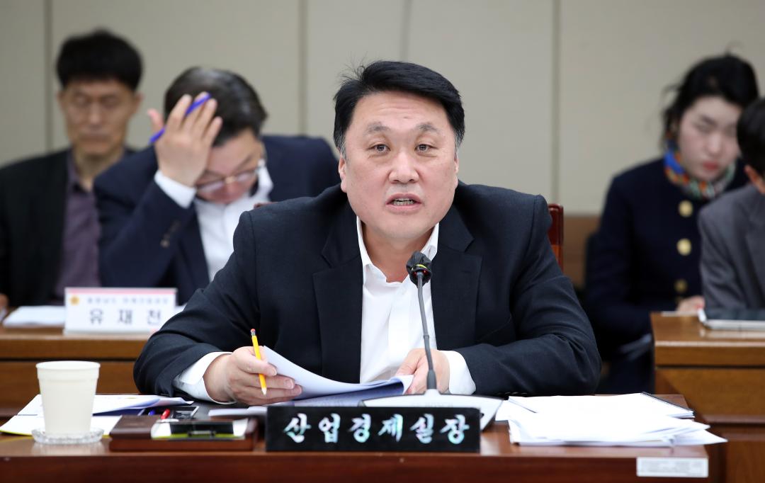 '제365회 임시회 제1차 기획경제위원회' 게시글의 사진(20) '260408_제365회 임시회 제1차 기획경제위원회_20.jpg'