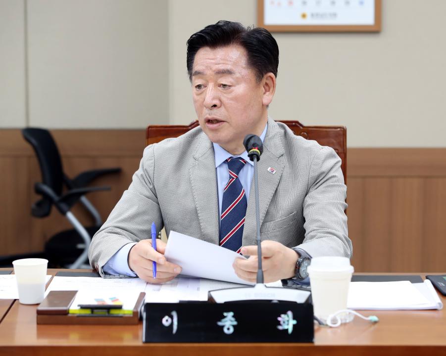 '제365회 임시회 제1차 기획경제위원회' 게시글의 사진(12) '260408_제365회 임시회 제1차 기획경제위원회_12.jpg'