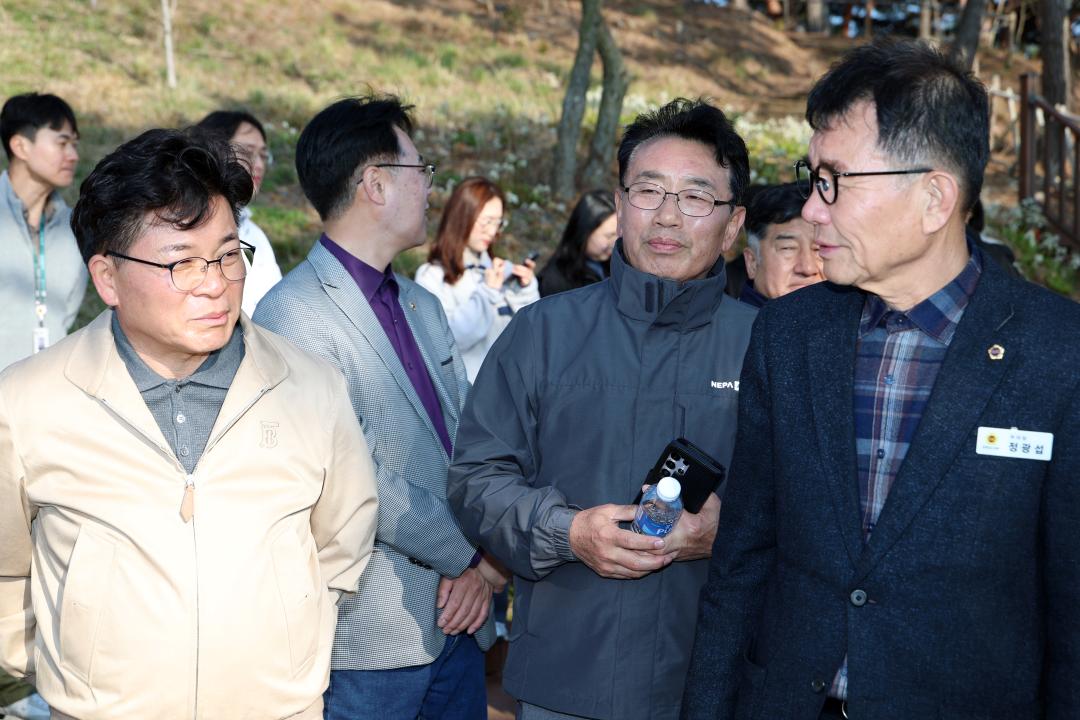 '제358회 임시회 보건복지환경위원회 현장방문' 게시글의 사진(190) '0415_안면도 수목원 현장방문55.jpg'