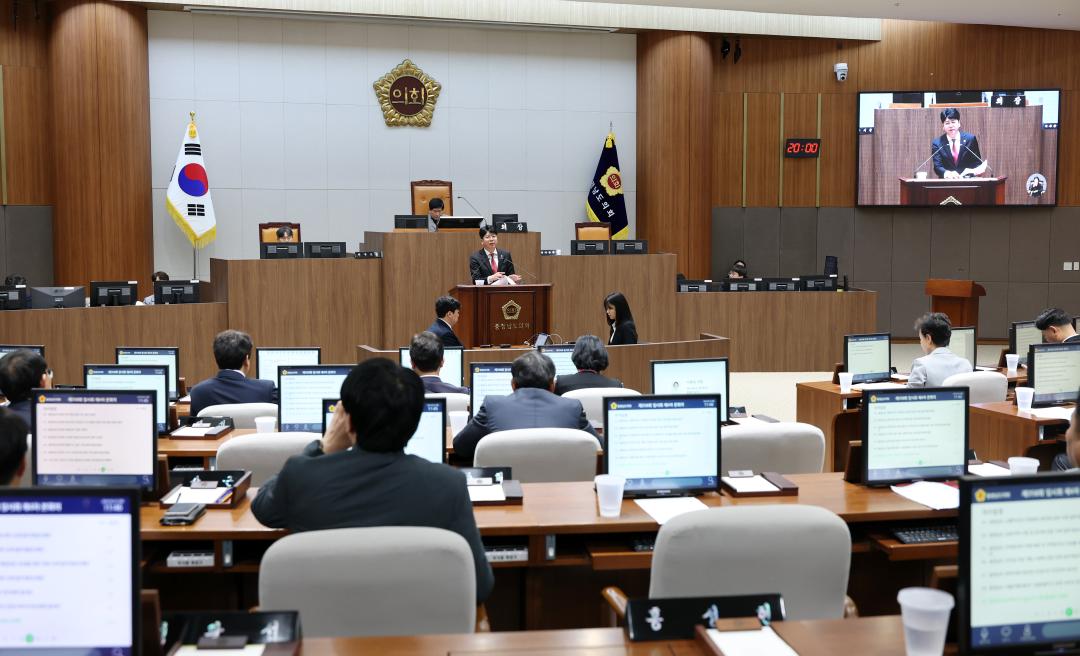 '제358회 임시회 제4차 본회의' 게시글의 사진(107) '0422_제4차 본회의 이용국 의원02.jpg'