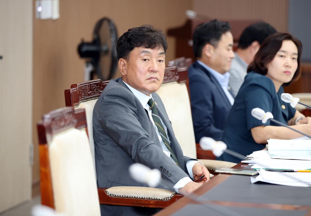'제2차 문화관광재단 대표이사 후보자 인사청문특위' 게시글의 사진(37) '230621_제2차 문화관광재단 대표이사 인사청문특위_272.JPG'