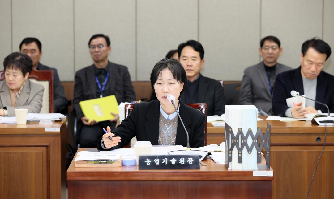 '제363회 임시회 제2차 농수산해양위원회' 게시글의 사진(55) '260122_제363회 임시회 제2차 농수산해양위원회_77.JPG'