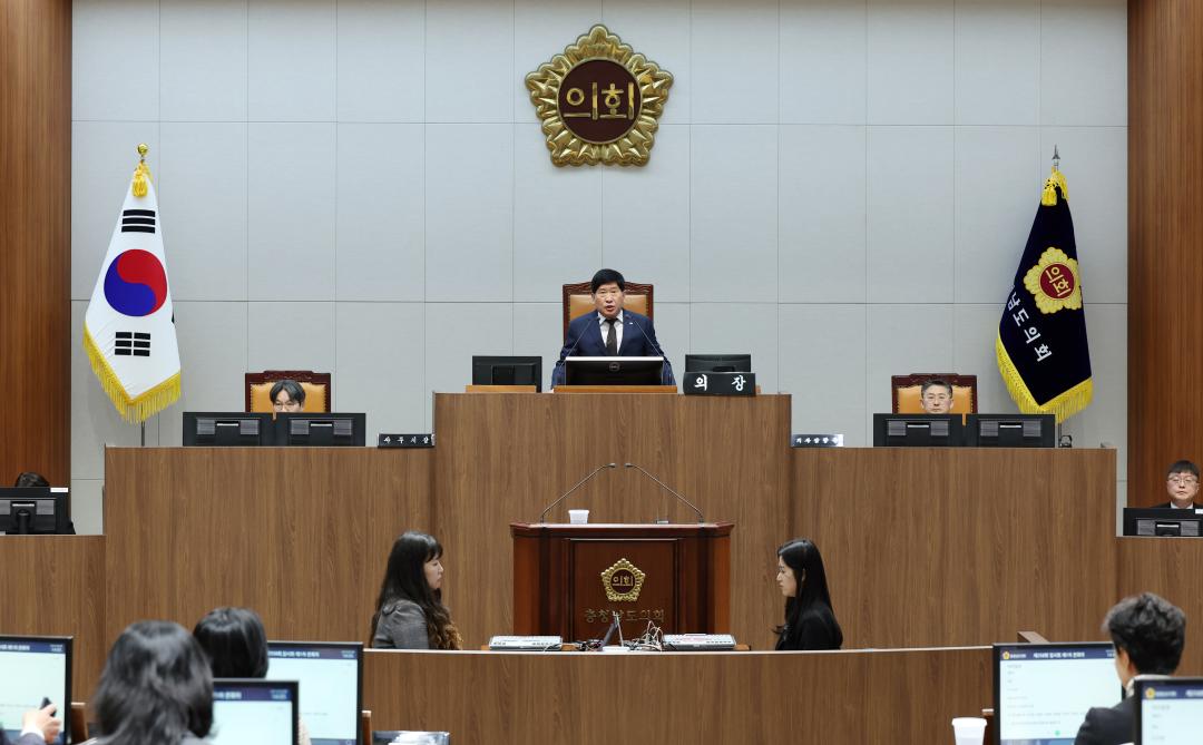 '제358회 임시회 제1차 본회의' 게시글의 사진(6) '0408_제358회 임시회 제1차 본회의02.jpg'