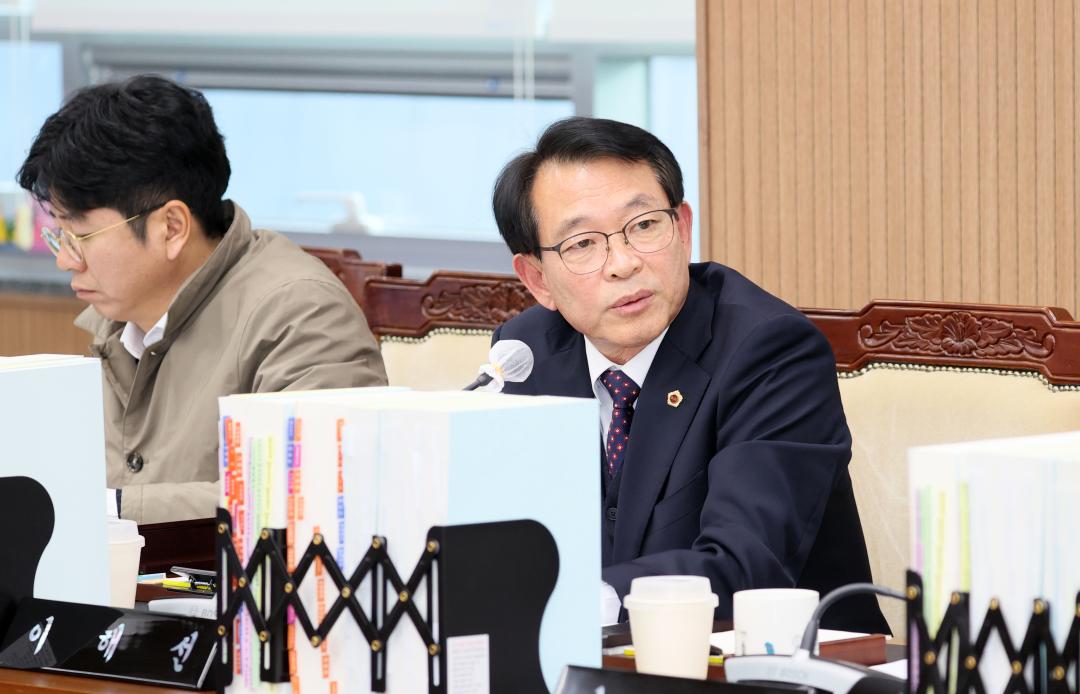 '제362회 정례회 제4차 예산결산특별위원회' 게시글의 사진(27) '251212_제4차 예산결산특별위원회_27.JPG'