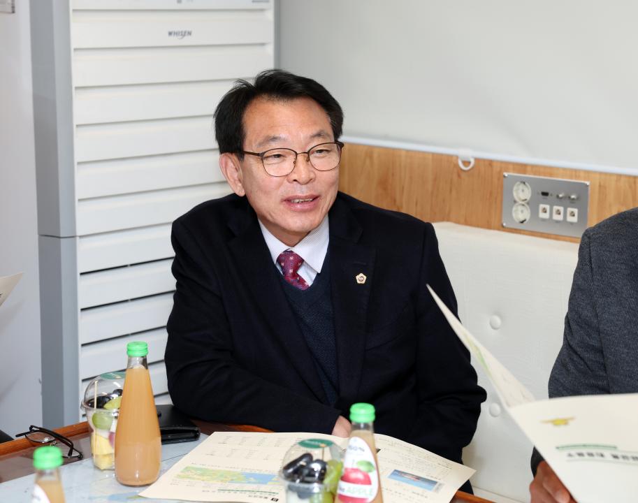 '제358회 임시회 건설소방위원회 현장방문' 게시글의 사진(31) '0414_당진소방서 소방정대 방문33.jpg'