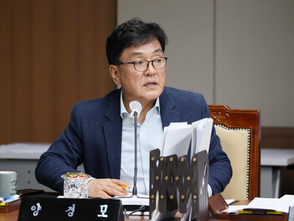 '제358회 임시회 제1차 건설소방위원회' 게시글의 사진(32) '250411_제358회 임시회 제1차 건설소방위원회_48.JPG'