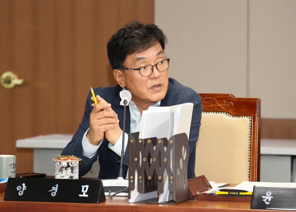 '제358회 임시회 제1차 건설소방위원회' 게시글의 사진(36) '250411_제358회 임시회 제1차 건설소방위원회_52.JPG'