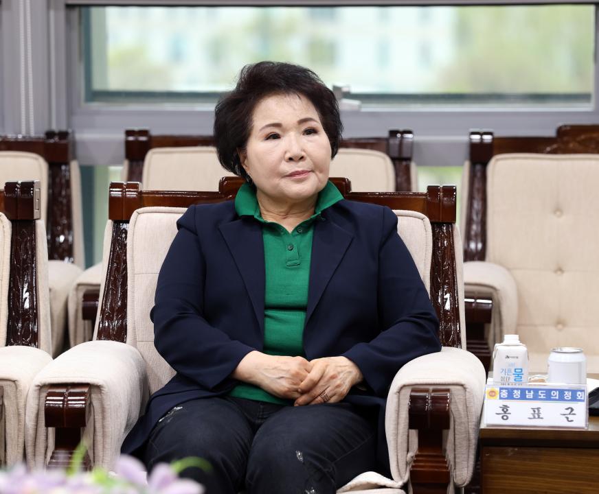 '제8대 도의원 초청 간담회' 게시글의 사진(27) '0422_제8대 의원 초청 간담회27.jpg'