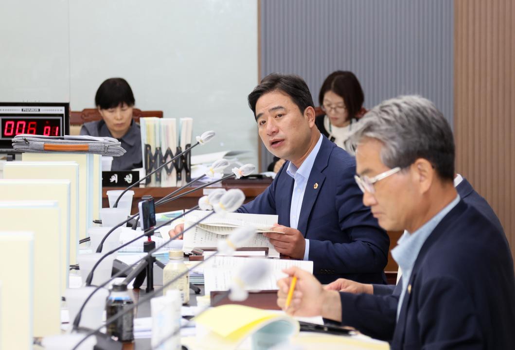 '제359회 정례회 예산결산특별위원회' 게시글의 사진(56) '250620_제359회 정례회 예산결산특별위원회 2차_25.JPG'