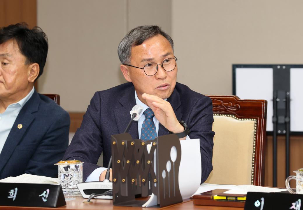 '제358회 임시회 제1차 건설소방위원회' 게시글의 사진(47) '250411_제358회 임시회 제1차 건설소방위원회_65.JPG'