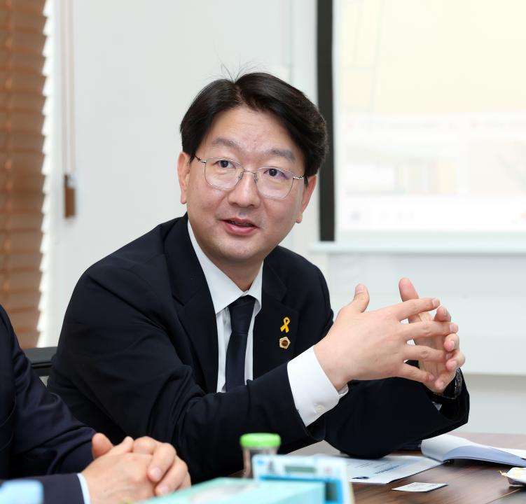 '제358회 임시회 기획경제위원회 현장방문' 게시글의 사진(60) '0416_인텍이앤씨 방문17.jpg'