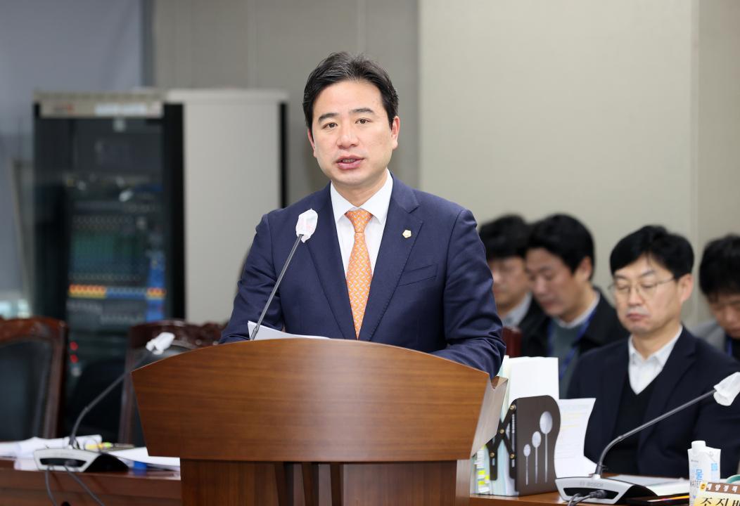 '제363회 임시회 제2차 농수산해양위원회' 게시글의 사진(53) '260122_제363회 임시회 제2차 농수산해양위원회_74.JPG'