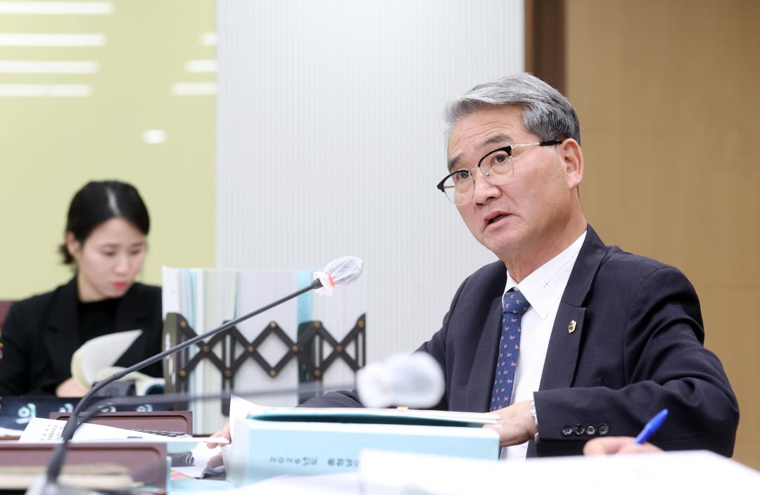 '제362회 정례회 제1차 행정문화위원회' 게시글의 사진(43) '1127_행정문화위원회50.jpg'