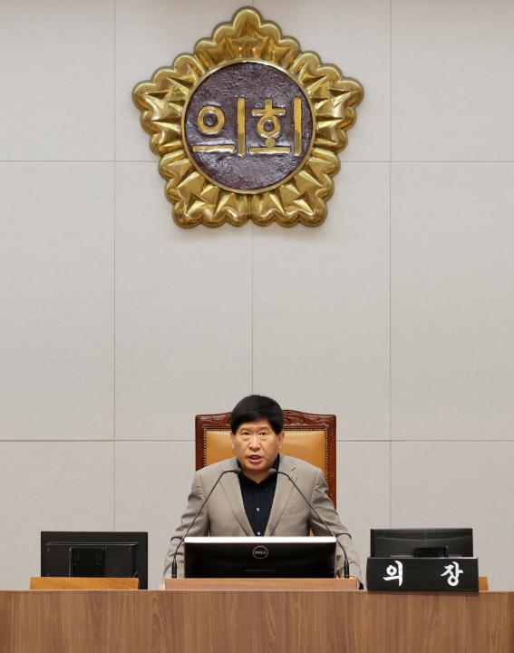 '제358회 임시회 제4차 본회의' 게시글의 사진(4) '250422_제358회 임시회 제4차 본회의_18.JPG'