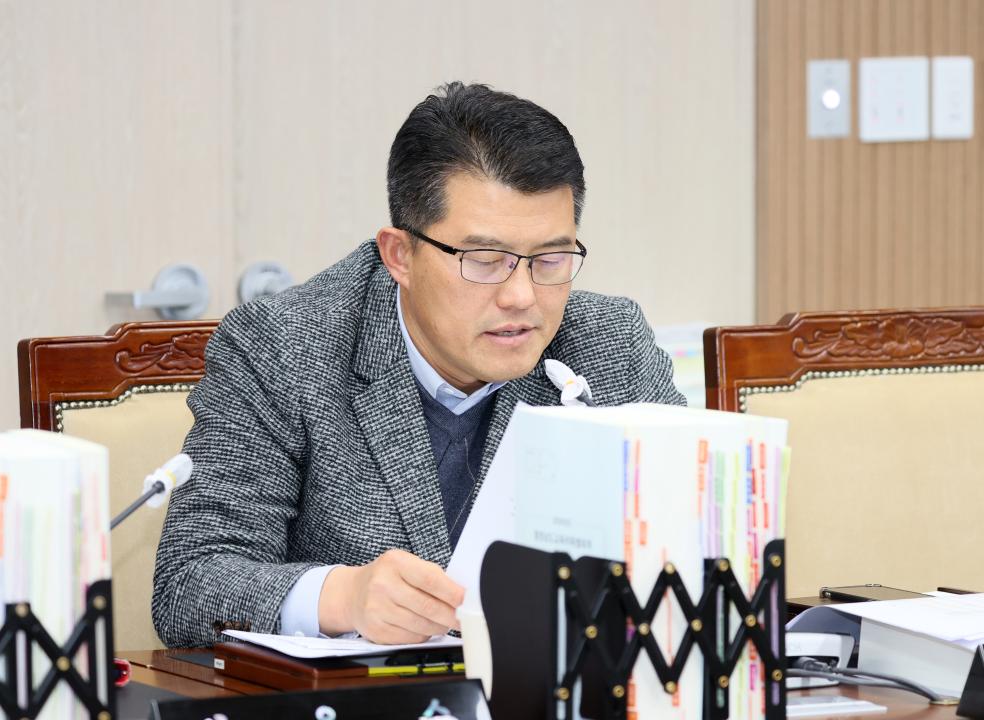 '제362회 정례회 제4차 예산결산특별위원회' 게시글의 사진(22) '251212_제4차 예산결산특별위원회_22.JPG'