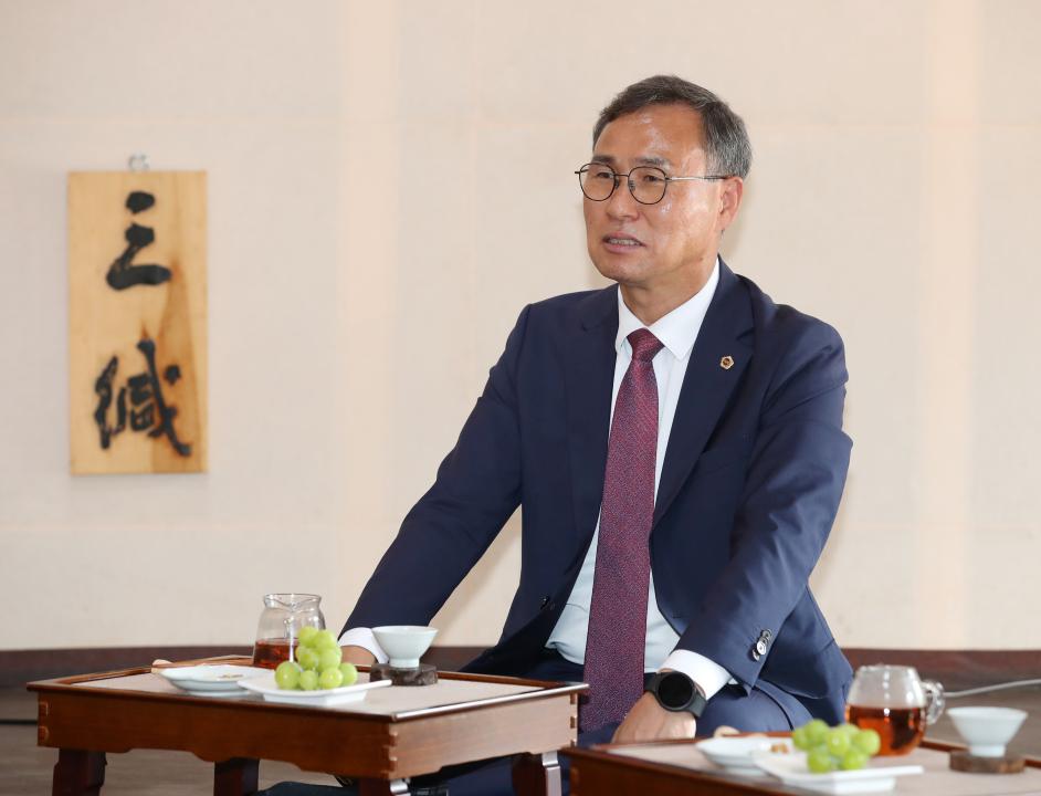 '주한 라오스 대사 일행 도의회 방문' 게시글의 사진(54) '0909_주한 라오스 대사 방문77.jpg'