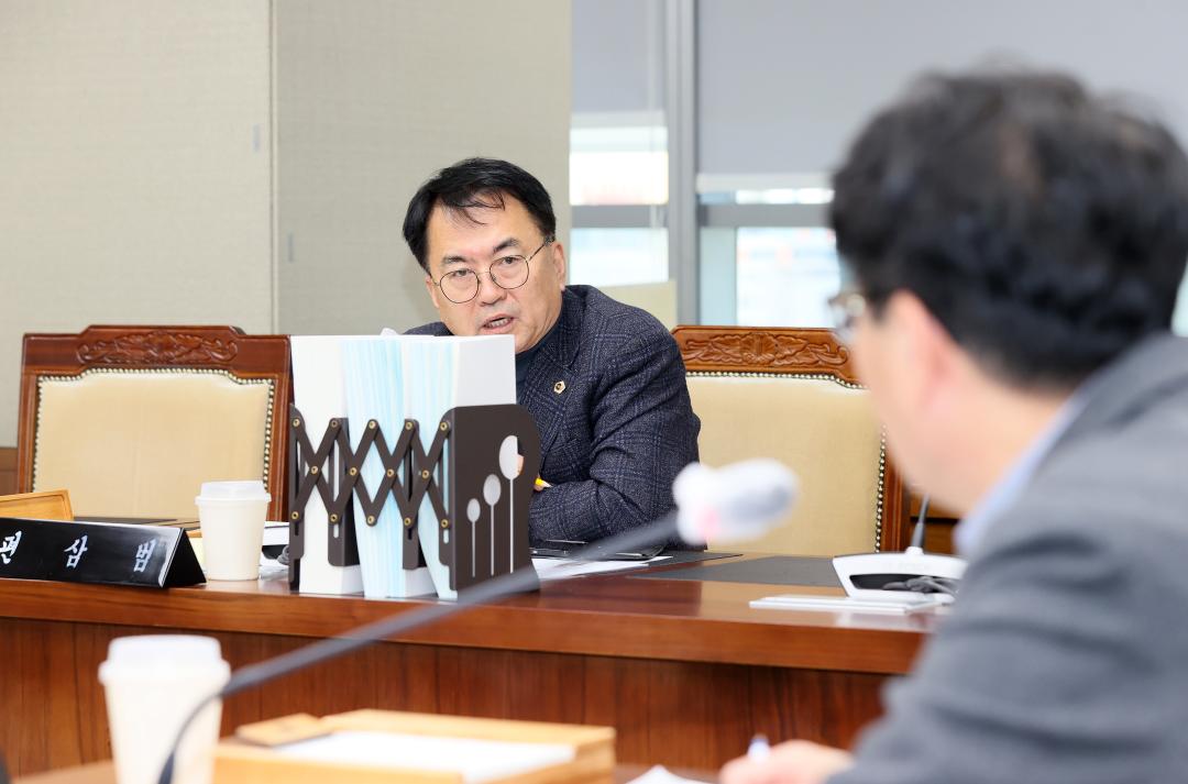 '제363회 임시회 제1차 농수산해양위원회' 게시글의 사진(17) 'A14I4934.JPG'