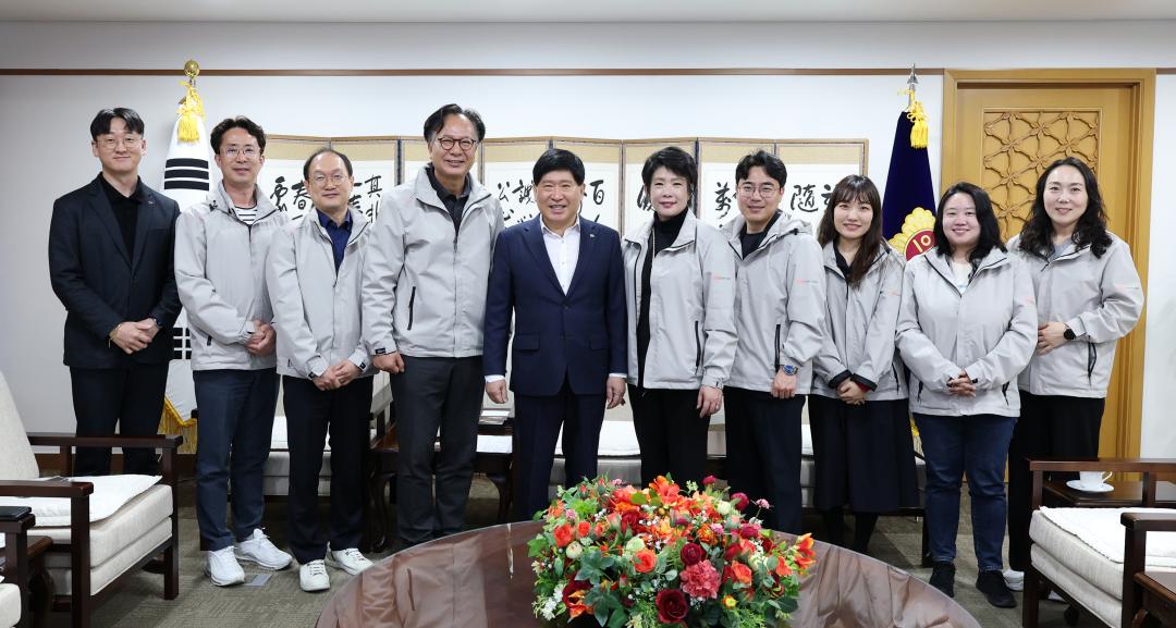 '충청남도자원봉사센터 센터장 및 일행 접견' 게시글의 사진(2) '0410_충남자원봉사협회 접견01.jpg'