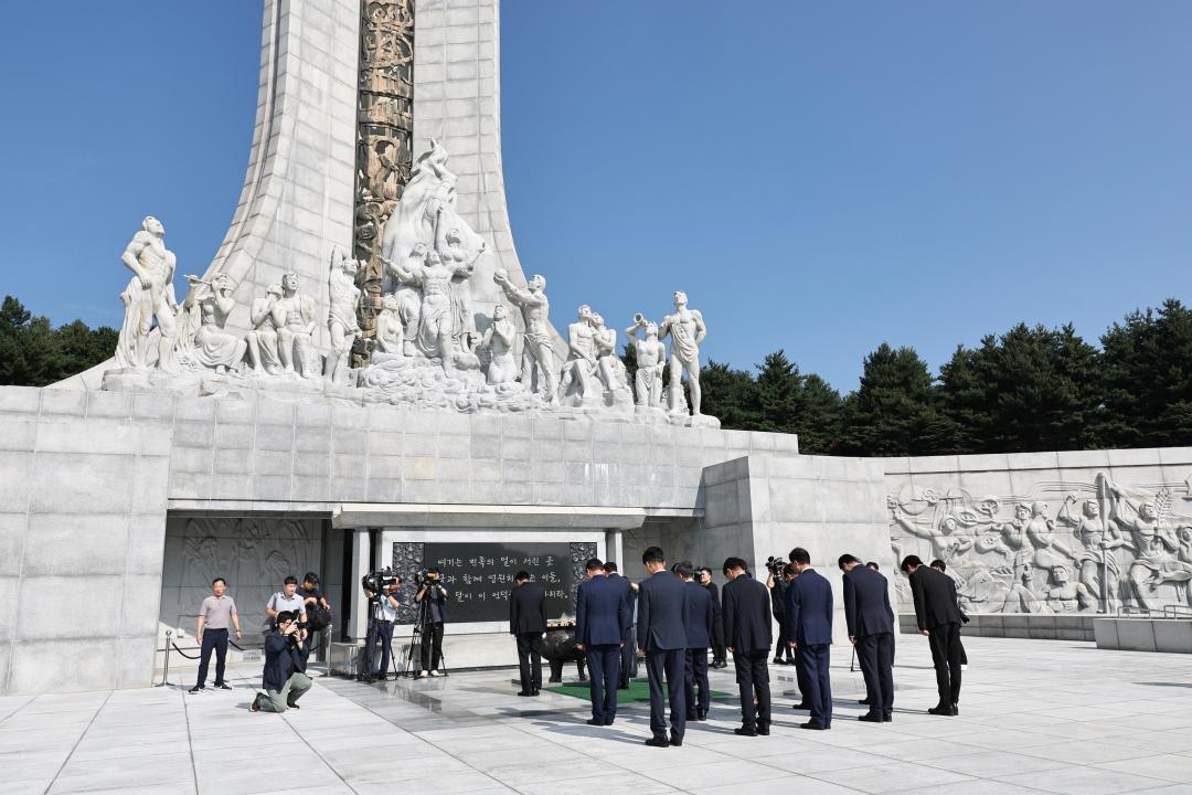 '대한민국시도의회의장협의회 제19대 전반기 정기회 및 대전 현충원 참배' 게시글의 사진(24) 'IMG_0996.JPG'