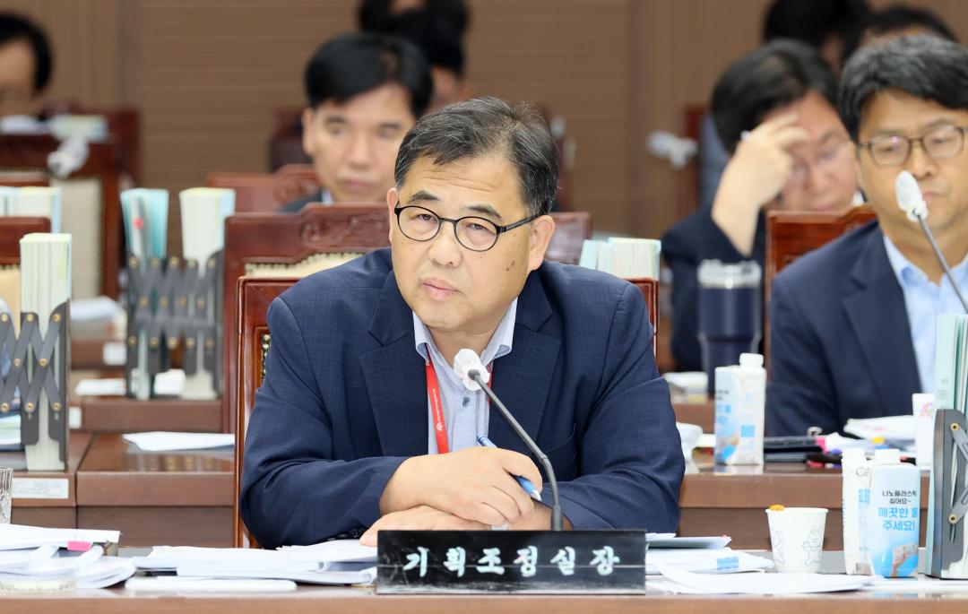 '제361회 임시회 제1차 예산결산특별위원회' 게시글의 사진(95) '250908_제361회 임시회 예결특위_108.JPG'