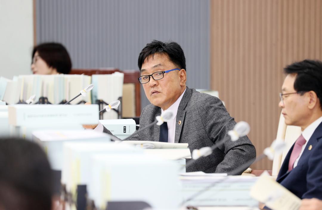 '제362회 정례회 제3차 예산결산특별위원회' 게시글의 사진(40) '251211_제3차 예산결산특별위원회_45.JPG'