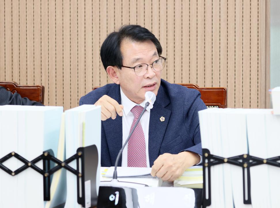 '제362회 정례회 제3차 예산결산특별위원회' 게시글의 사진(63) '251211_제3차 예산결산특별위원회_78.JPG'