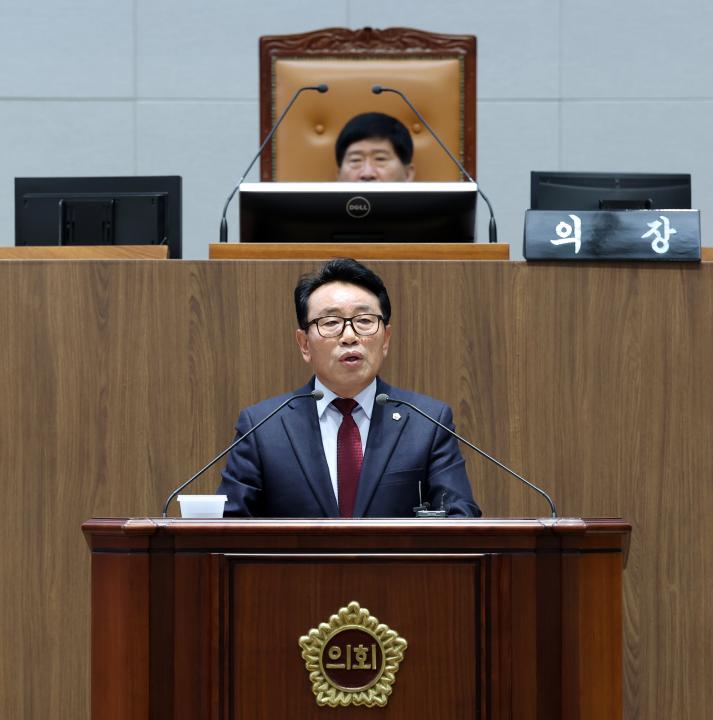 '제358회 임시회 제4차 본회의' 게시글의 사진(127) '0422_제4차 본회의 이철수 의원11.jpg'
