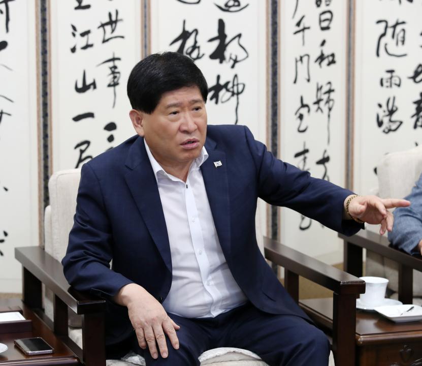 '제8대 도의원 접견' 게시글의 사진(8) '0830_8대 의원 접견10.jpg'