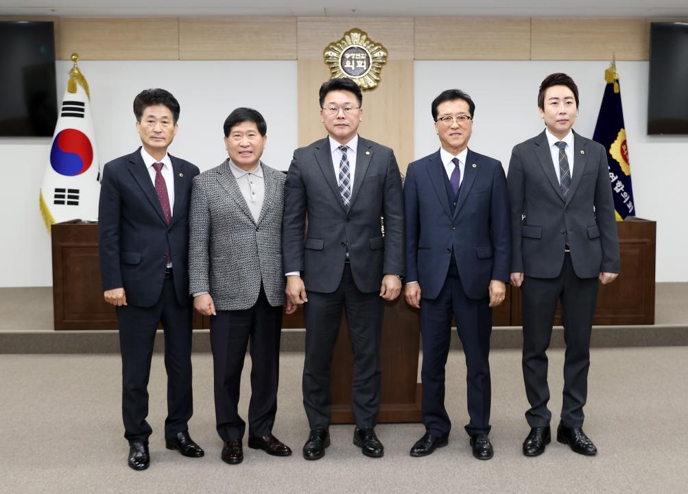 '충청권 4개 시도의회 의장 간담회' 게시글의 사진(23) '0304_충청권 시도의회의장 간담회01.jpg'