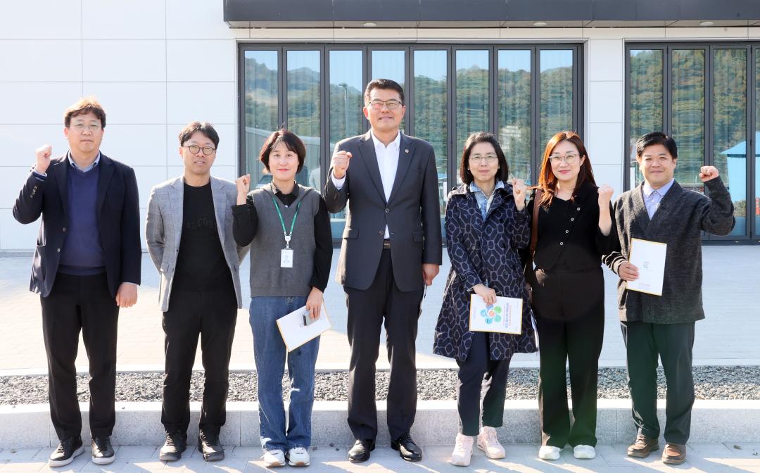 '김기서 의원, 공공급식처의 충남 농림‧축산‧수산물 공급 확대 위한 연구모임' 게시글의 사진(2) '251104_김기서 의원 공공급식 활성화 연구모임_02.JPG'